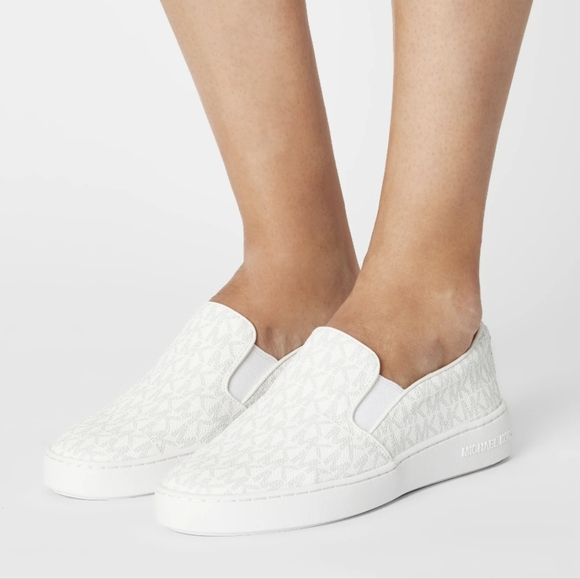 Michael Kors Teddi Sig Logo PVC Canvas Slip-on Sneakers sz 8.5 Grey on White - Picture 13 of 13